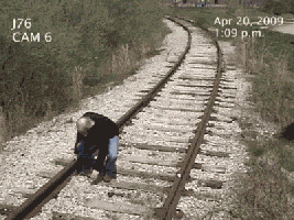 http://static1.fjcdn.com/thumbnails/comments/Horrible+train+accident+thread+_a5e1f4d33af143051a0d6abbc0beabad.gif
