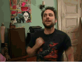 The+guy+with+the+guitar+on+the+right+looks+like+_26809b246af686fce14a5160e674dd93.gif