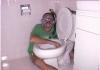 Retard Snorkeling in The Toilet