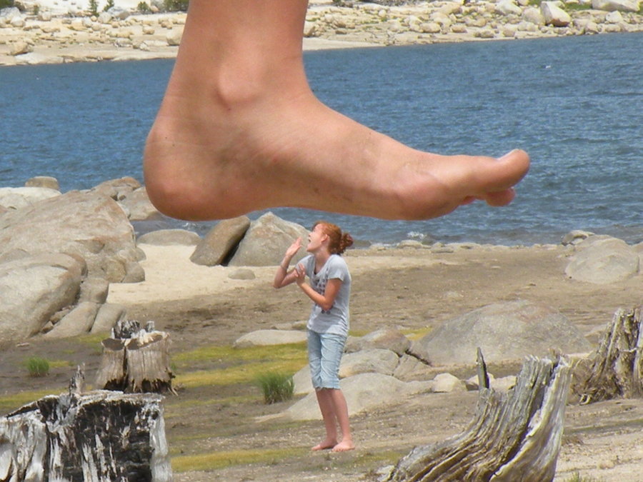 Giant feet crush